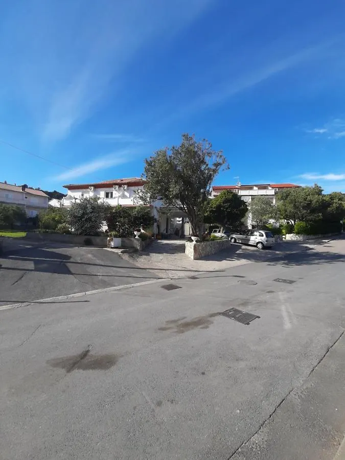 Vendégház Rooms Pipo Banjol